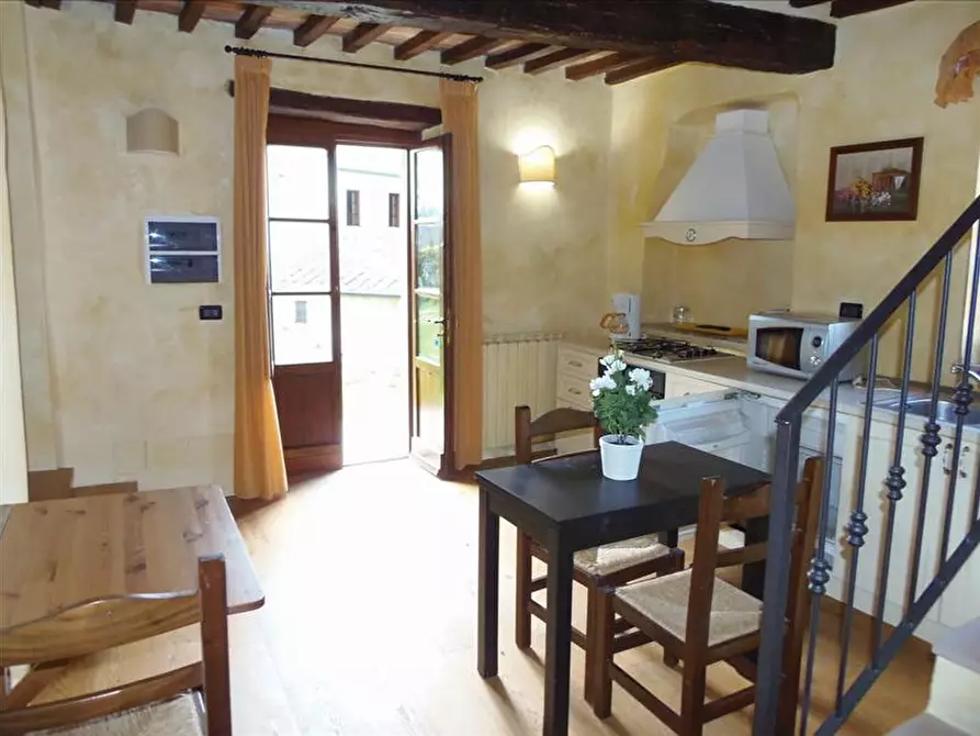 Immagine 9 di Rustico / casale in vendita  a Sarteano