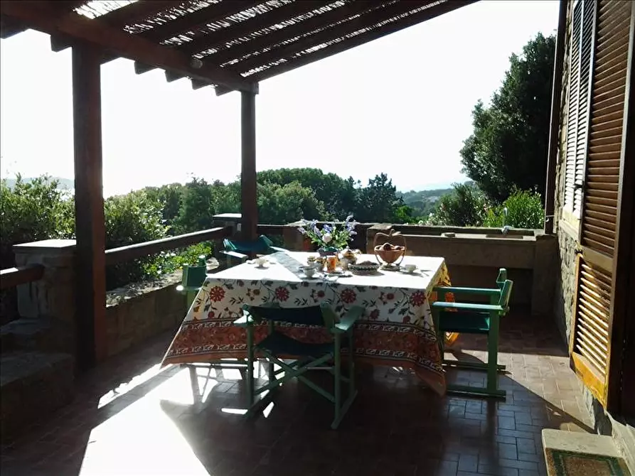 Immagine 2 di Villa in vendita  a Empoli