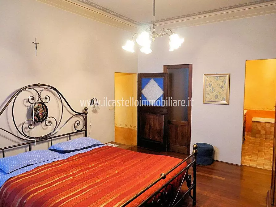 Immagine 10 di Appartamento in vendita  in Corso Giuseppe Garibaldi, 20 a Sarteano