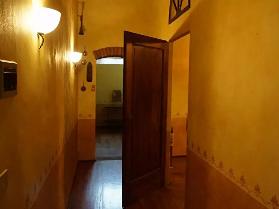 Immagine 3 di Appartamento in vendita  in Corso Giuseppe Garibaldi, 20 a Sarteano