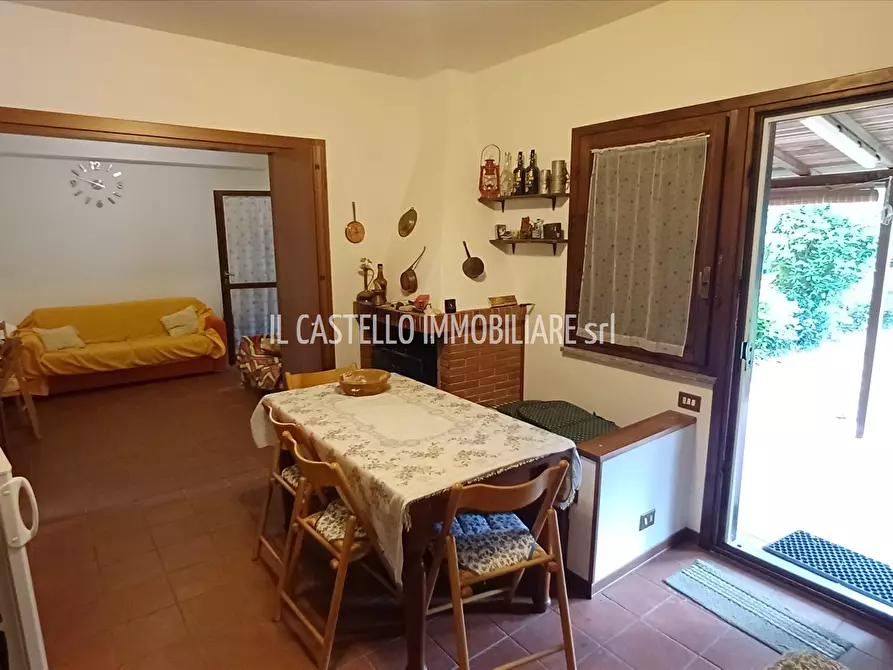 Immagine 4 di Appartamento in vendita  in via Della Resistenza 2/a a Sarteano