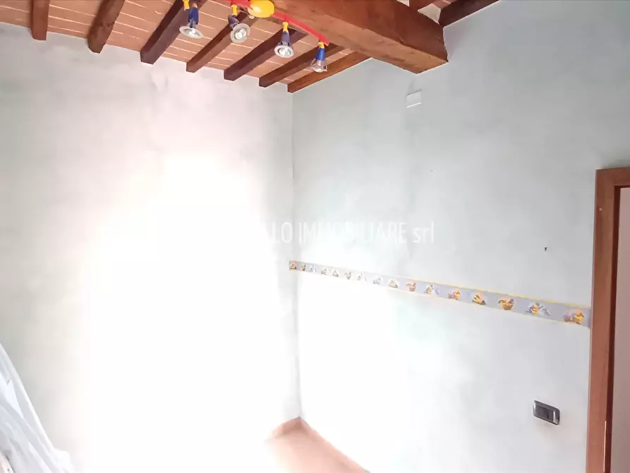 Immagine 7 di Appartamento in vendita  in corso Garibaldi, 10 a Sarteano