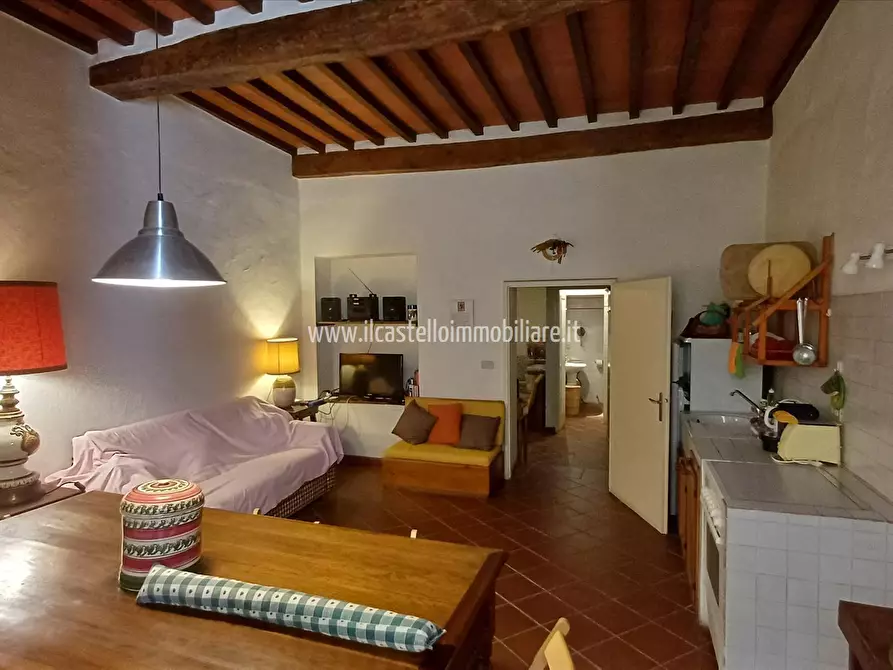 Immagine 4 di Appartamento in vendita  in CORSO GARIBALDI, 20 a Sarteano