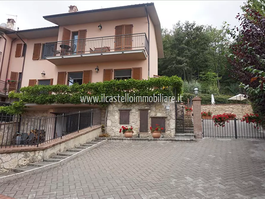 Immagine 10 di Terratetto in vendita  in via Montenero, 42 a Sarteano