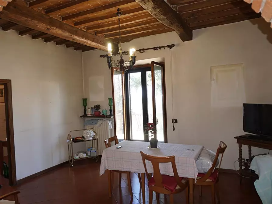 Immagine 2 di Rustico / casale in vendita  a Sarteano