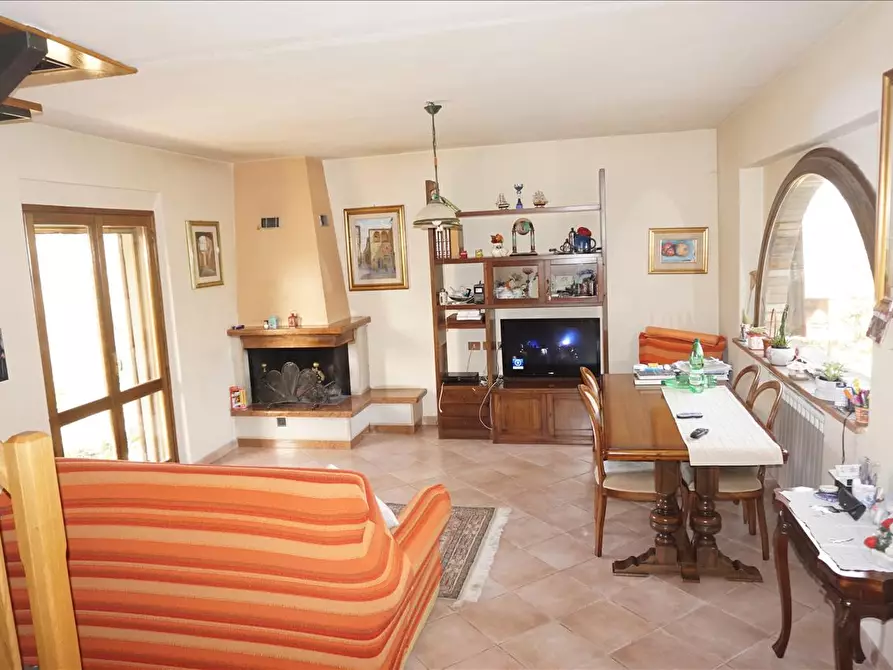 Immagine 4 di Rustico / casale in vendita  a Sarteano