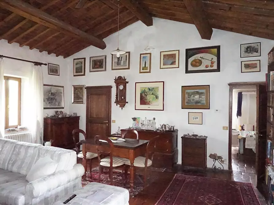 Immagine 7 di Rustico / casale in vendita  in piazza Giuseppe Garibaldi, 8 a Trequanda