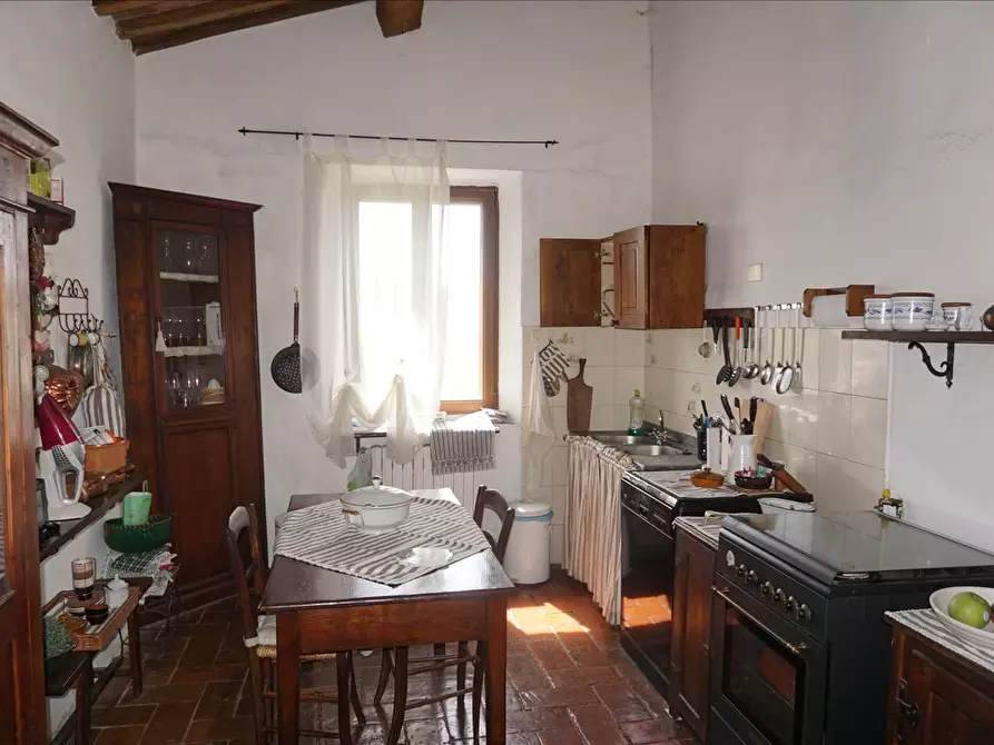 Immagine 9 di Rustico / casale in vendita  in piazza Giuseppe Garibaldi, 8 a Trequanda