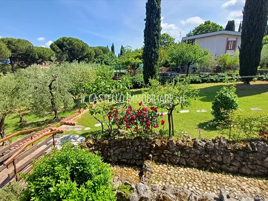 Immagine 10 di Appartamento in vendita  in via Montegrappa, 2 a Sarteano