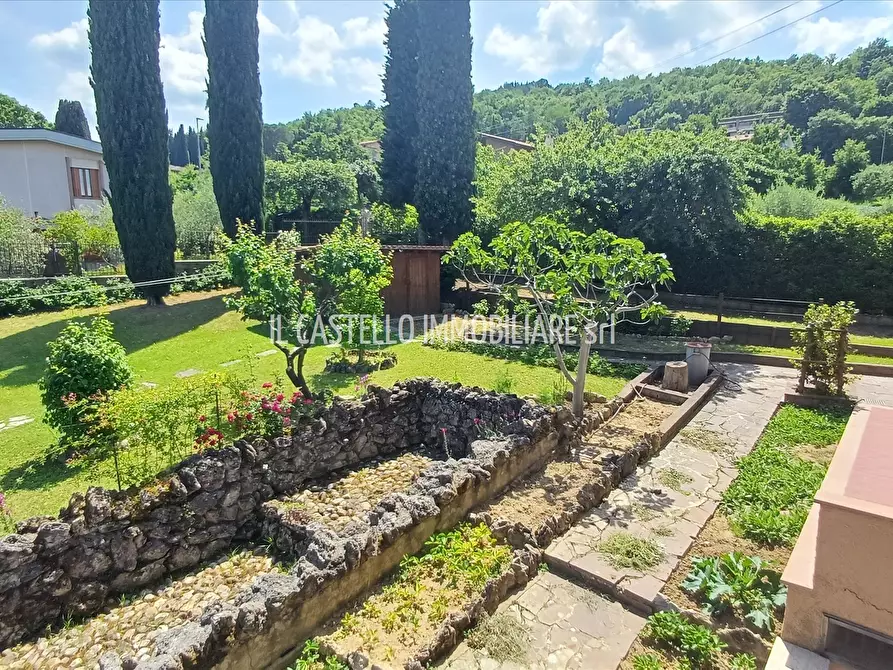 Immagine 9 di Appartamento in vendita  in via Montegrappa, 2 a Sarteano
