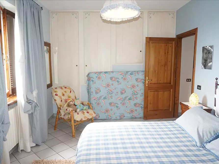 Immagine 4 di Villa in vendita  a San Casciano Dei Bagni