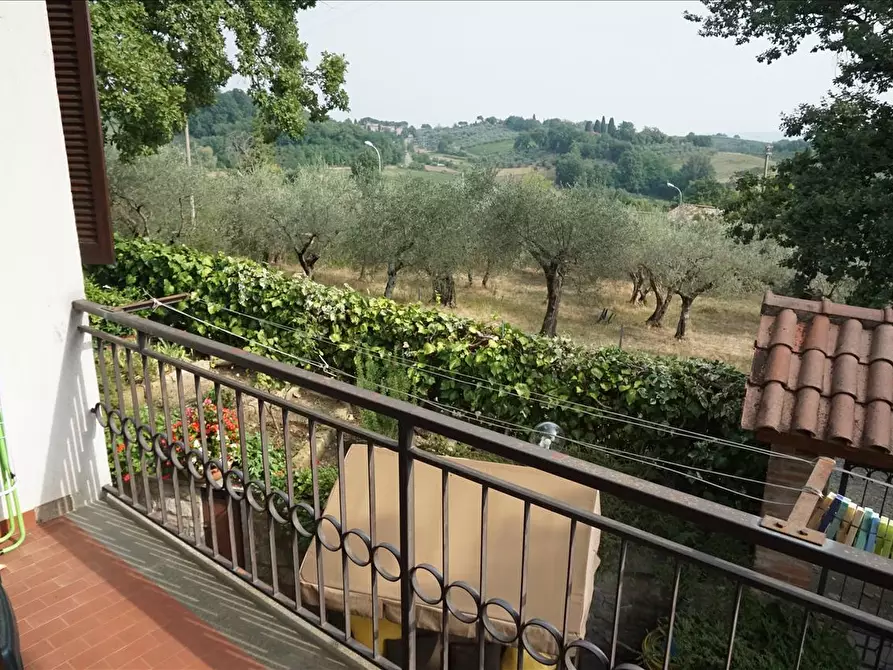 Immagine 5 di Villa in vendita  a San Casciano Dei Bagni