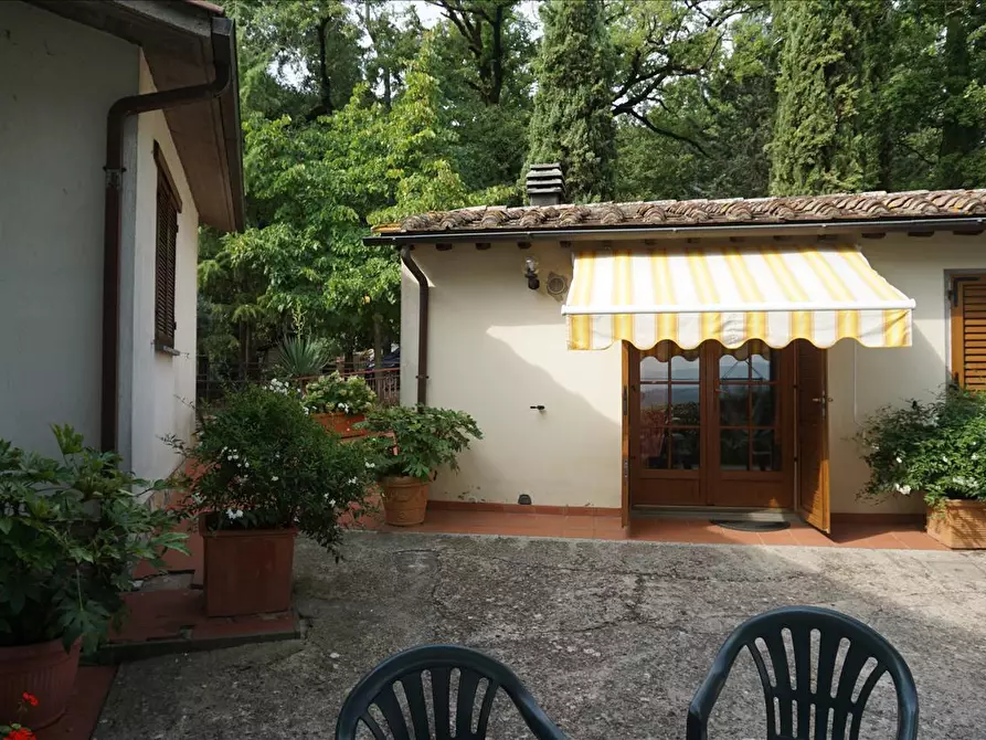 Immagine 8 di Villa in vendita  a San Casciano Dei Bagni