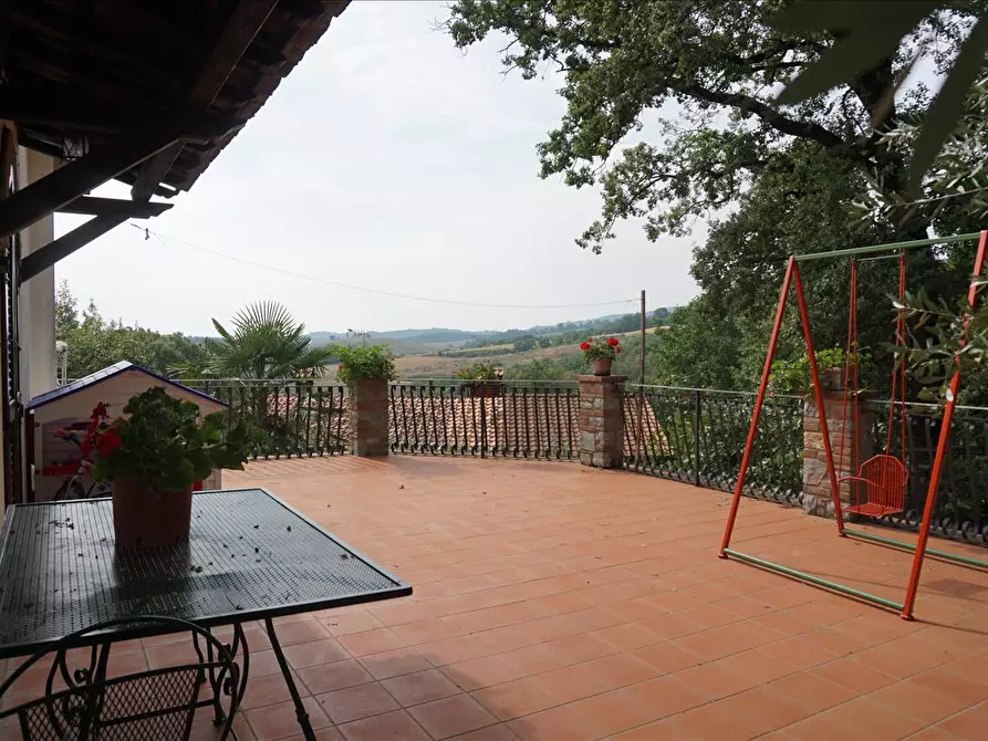 Immagine 9 di Villa in vendita  a San Casciano Dei Bagni