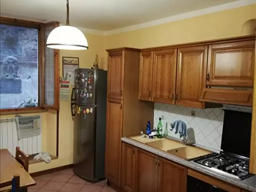 Immagine 2 di Appartamento in vendita  a Sinalunga