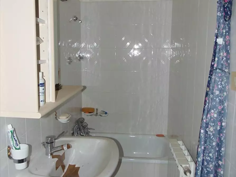 Immagine 4 di Appartamento in vendita  a Sarteano