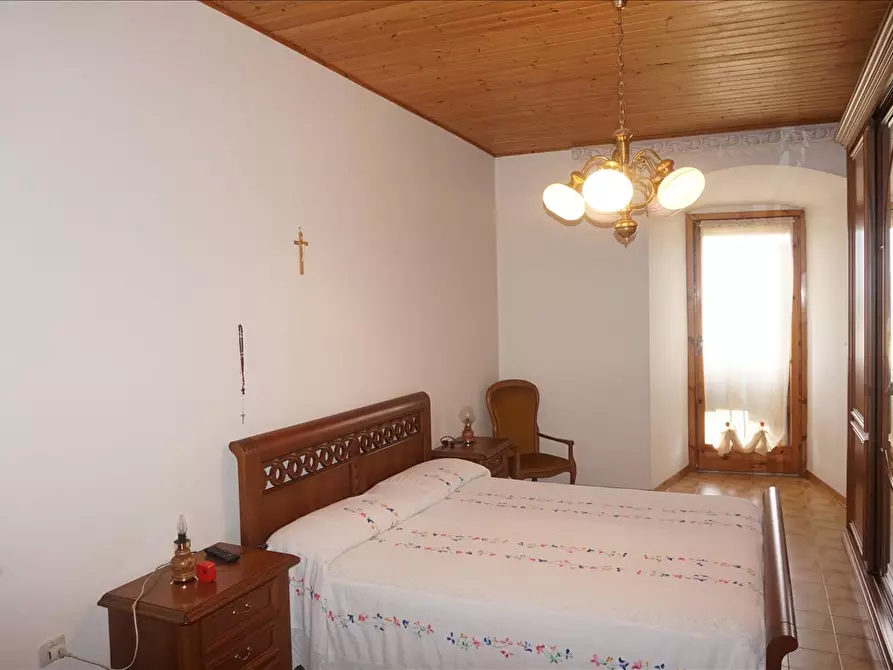 Immagine 7 di Appartamento in vendita  a Cetona