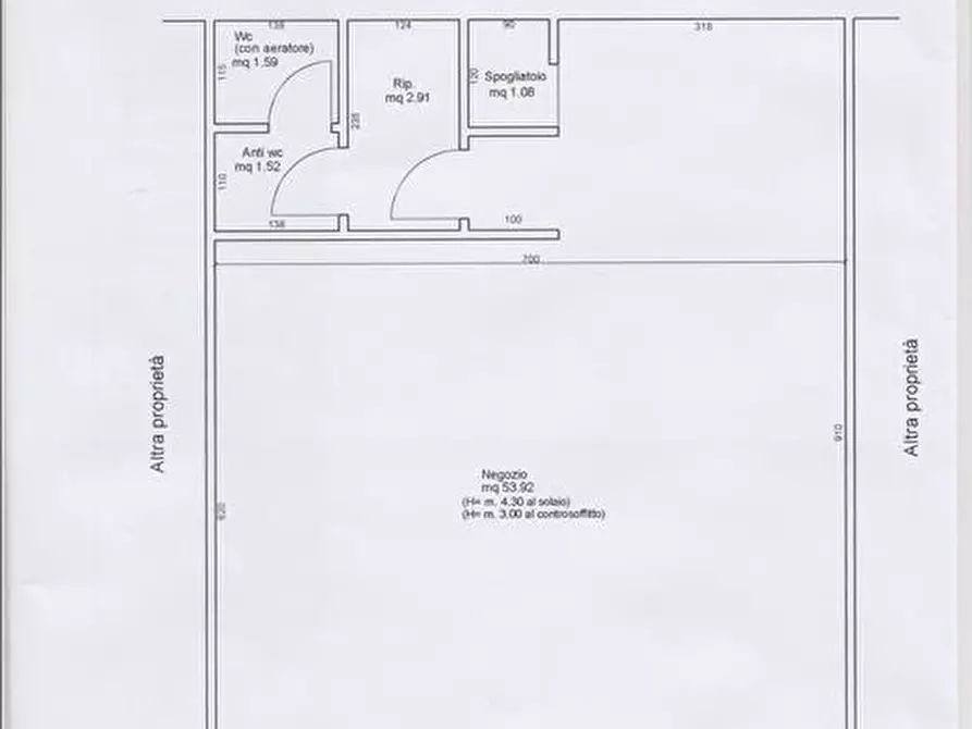 Immagine 4 di Locale commerciale in vendita  a Chiusi