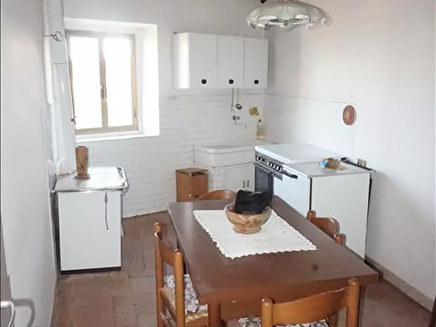 Immagine 2 di Appartamento in vendita  a Sarteano