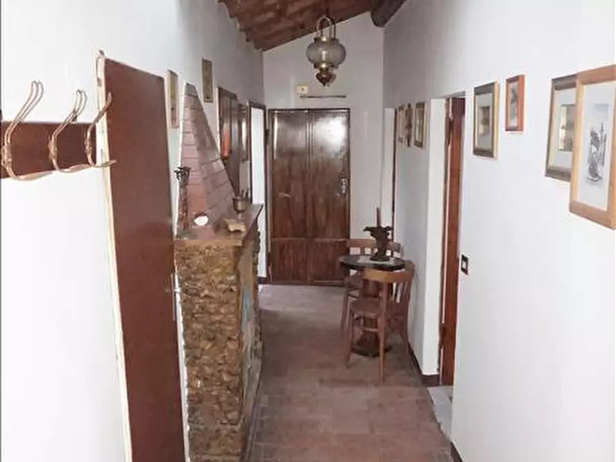 Immagine 4 di Appartamento in vendita  a Sarteano