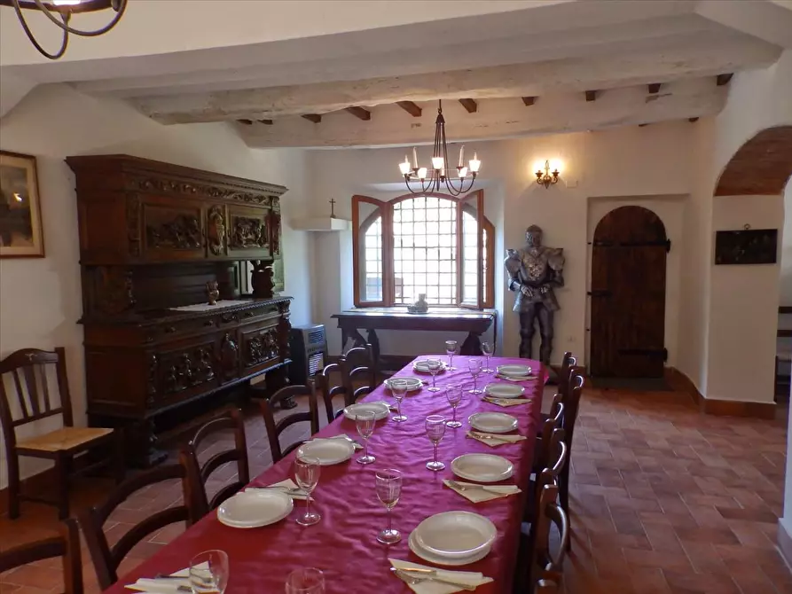 Immagine 2 di Immobile di prestigio in vendita  a Piegaro