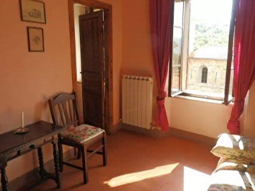 Immagine 5 di Immobile di prestigio in vendita  a Piegaro