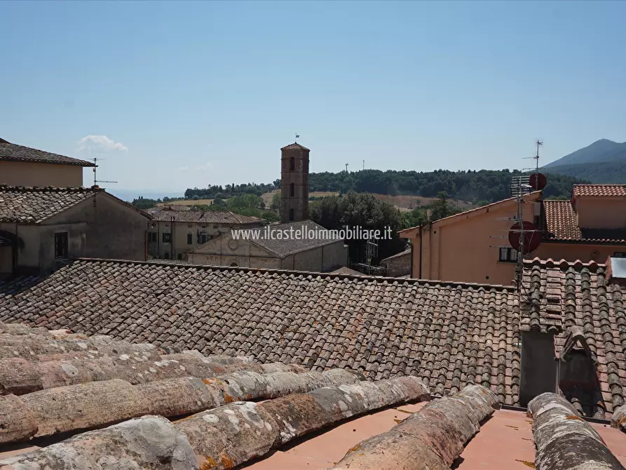 Immagine 8 di Appartamento in vendita  in Corso Garibaldi, 10 a Sarteano