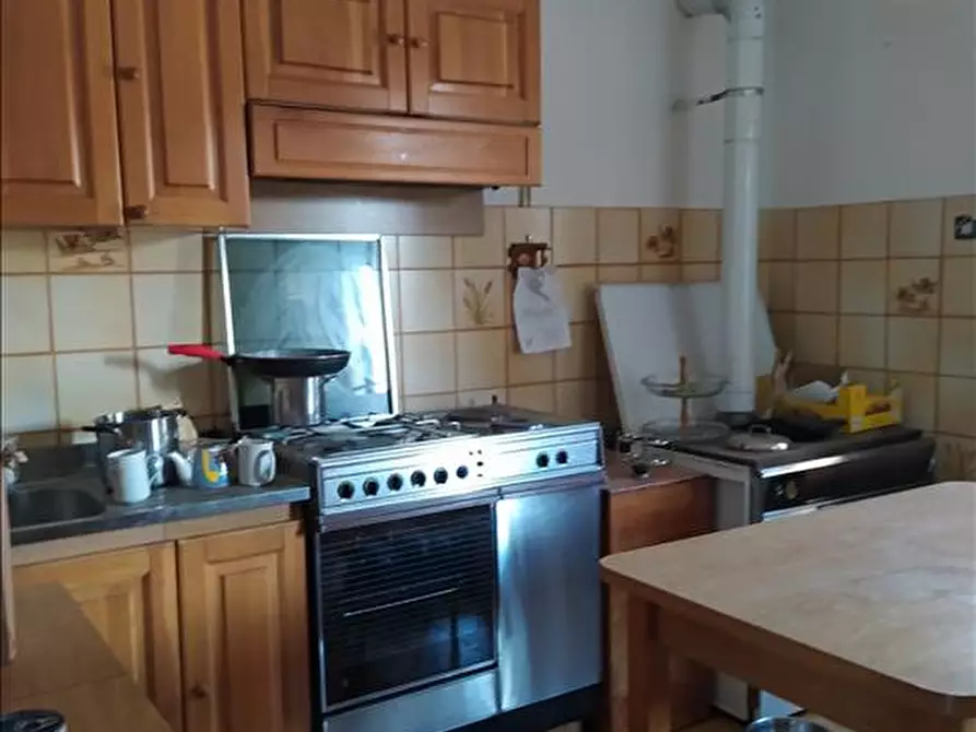 Immagine 4 di Terratetto in vendita  a Castiglione Del Lago