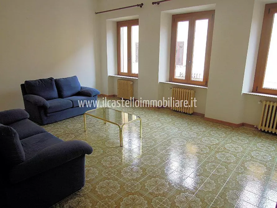 Immagine 1 di Appartamento in vendita  a Torgiano