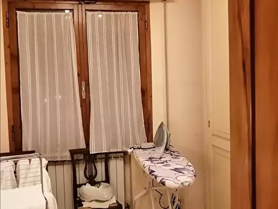 Immagine 8 di Appartamento in vendita  a Siena