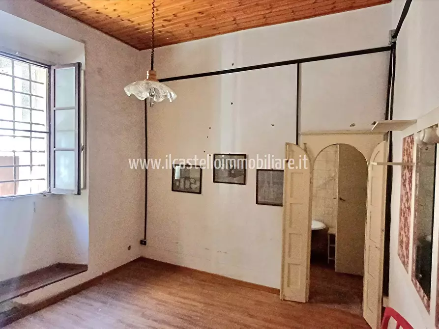 Immagine 1 di Appartamento in vendita  in Corso Giuseppe Garibaldi, 10 a Sarteano