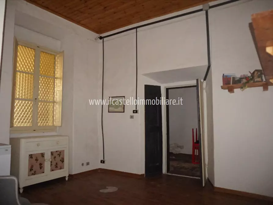 Immagine 10 di Appartamento in vendita  in Corso Giuseppe Garibaldi, 10 a Sarteano