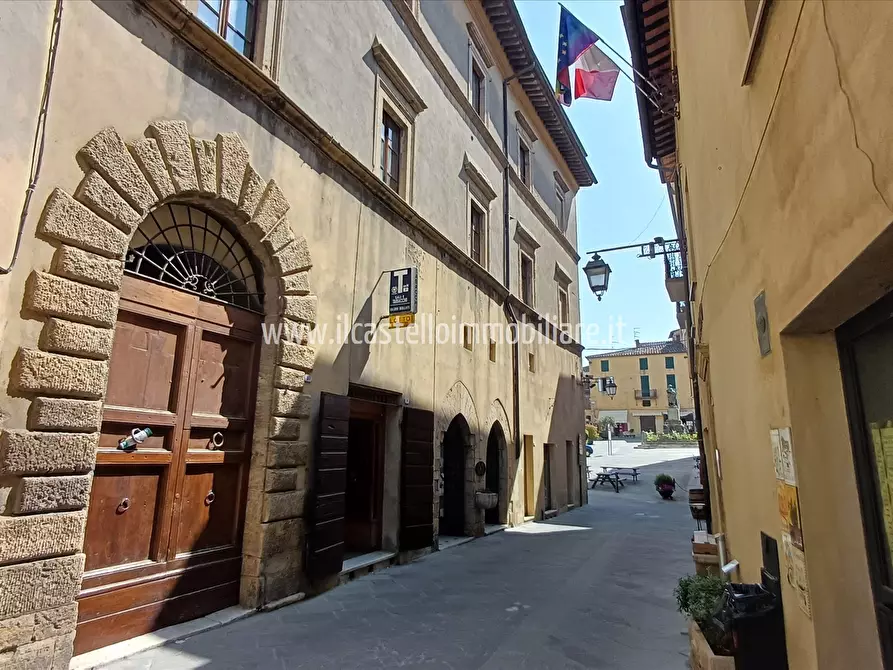 Immagine 5 di Appartamento in vendita  in Corso Giuseppe Garibaldi, 10 a Sarteano