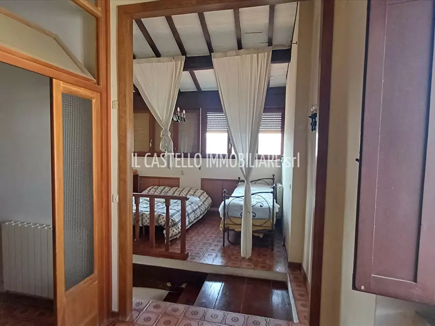 Immagine 10 di Appartamento in vendita  in Corso Garibaldi, 10 a Sarteano