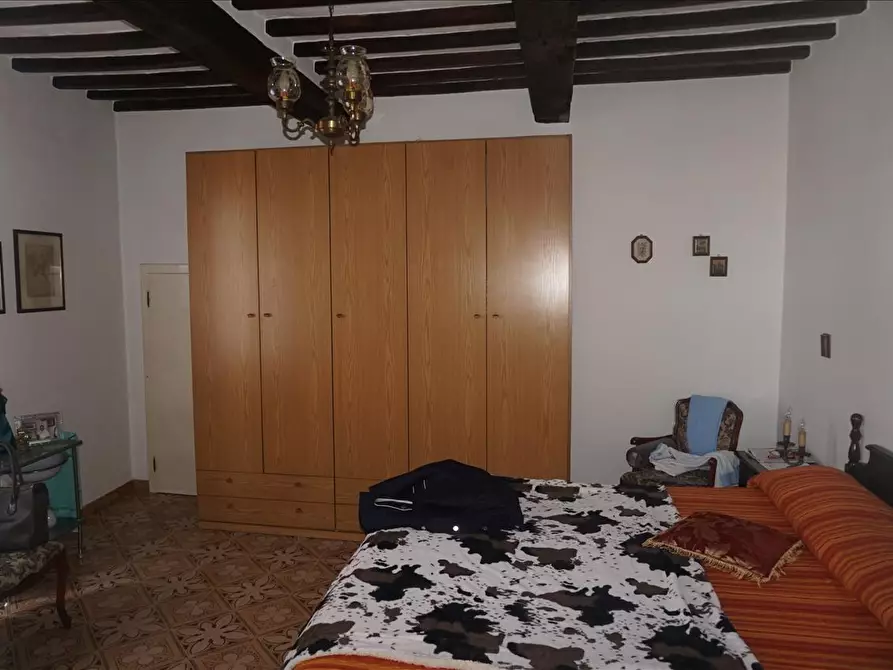 Immagine 5 di Appartamento in vendita  in Piazza Garibaldi, 43 a Sinalunga