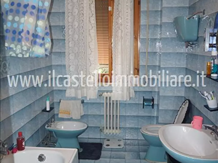 Immagine 5 di Appartamento in vendita  a Sinalunga