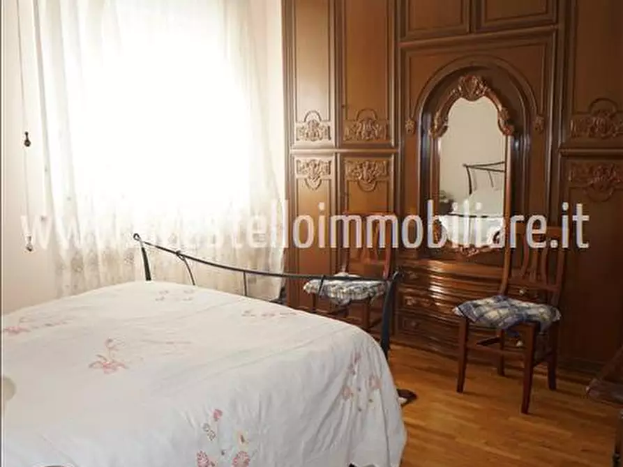 Immagine 10 di Appartamento in vendita  in via Delle Terme Sud, 26 a Montepulciano