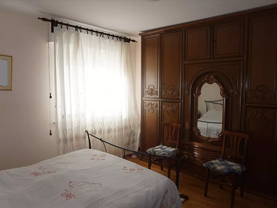 Immagine 5 di Appartamento in vendita  in via Delle Terme Sud, 26 a Montepulciano