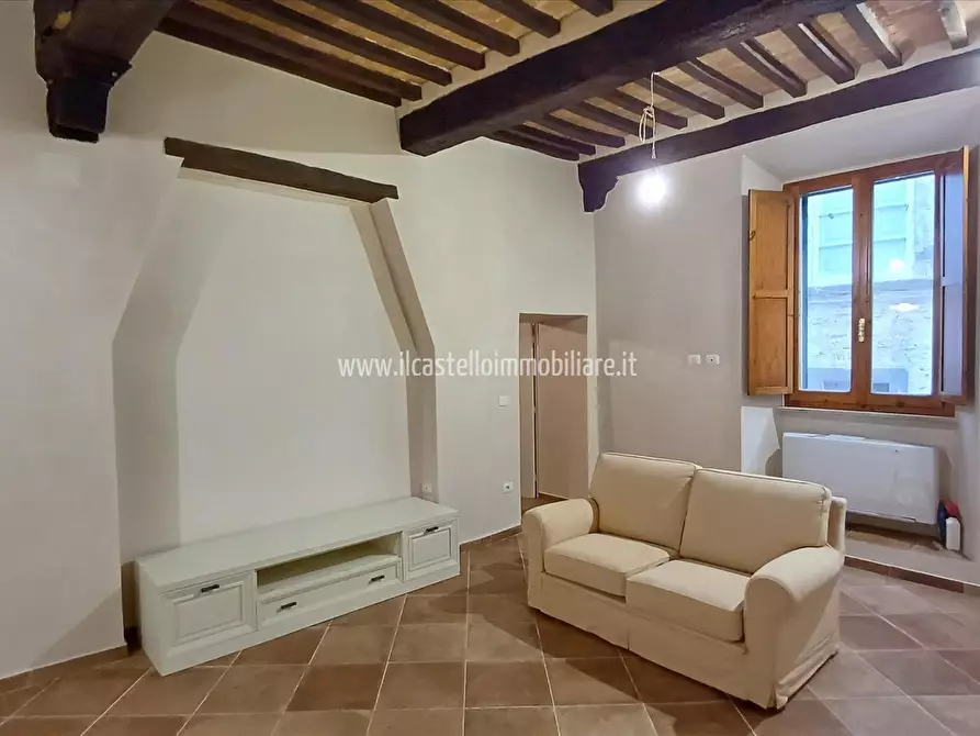 Immagine 1 di Appartamento in vendita  in via Ricasoli, 49 a Sarteano