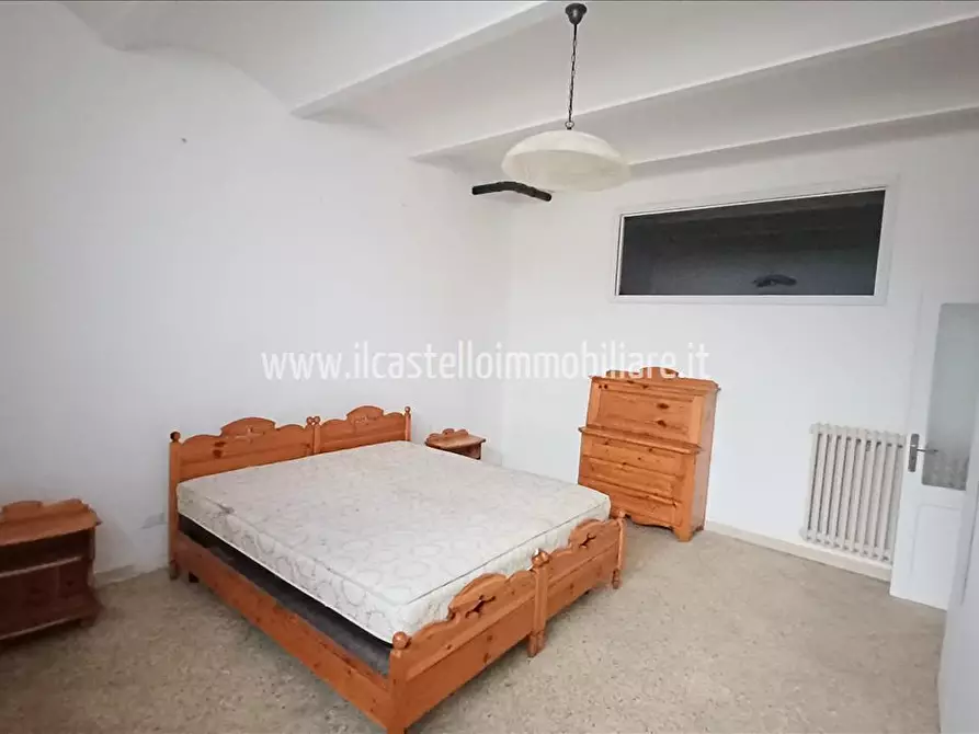 Immagine 3 di Appartamento in vendita  a Lucignano