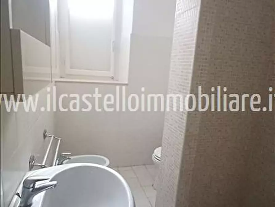 Immagine 6 di Appartamento in vendita  a Lucignano