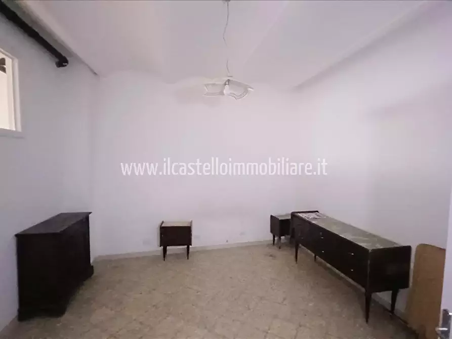 Immagine 5 di Appartamento in vendita  a Lucignano