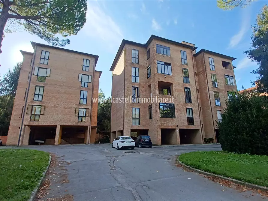 Immagine 10 di Appartamento in vendita  in via Fausto Coppi, 1 a Siena