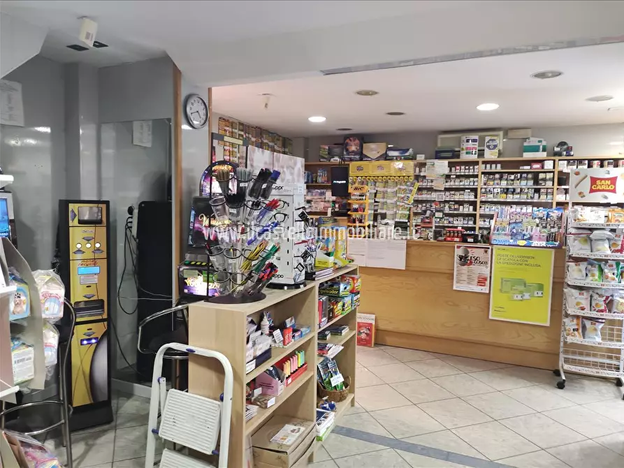Immagine 3 di Licenza in vendita  in PIAZZA ITALIA, 36 a Chianciano Terme