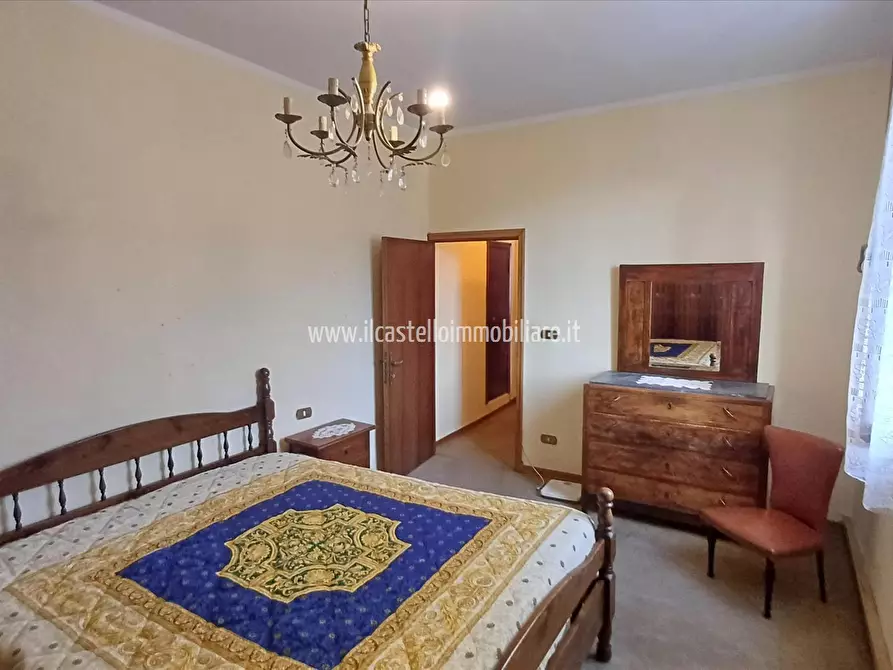 Immagine 7 di Appartamento in vendita  in via Della Collegiata, 2 a Sinalunga