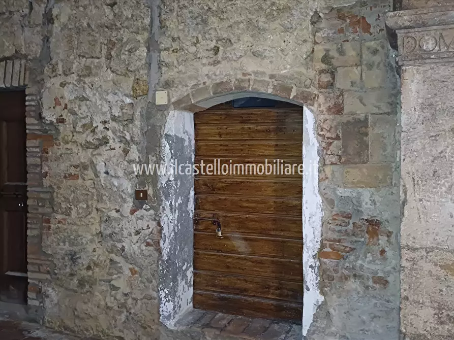 Immagine 9 di Cantina in vendita  a Sarteano