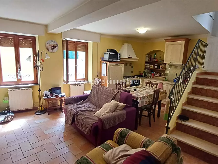 Immagine 5 di Terratetto in vendita  in via Carli Scaramucci, 11 a San Casciano Dei Bagni