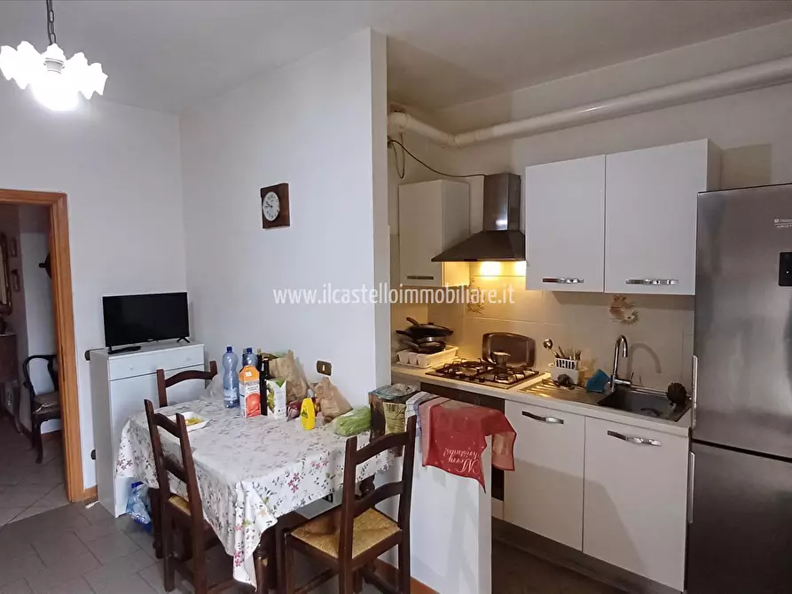 Immagine 5 di Appartamento in vendita  in via Dei Mori, 9 a Montepulciano