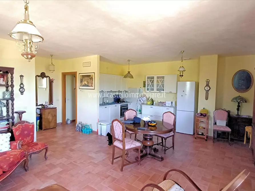 Immagine 5 di Appartamento in vendita  in via Della Resistenza, 2/a a Sarteano