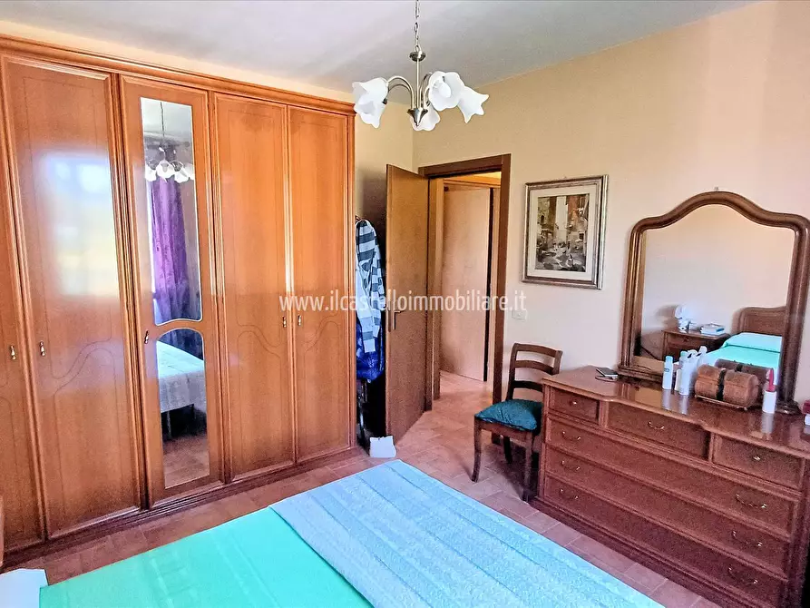 Immagine 9 di Appartamento in vendita  in via Della Resistenza, 2/a a Sarteano